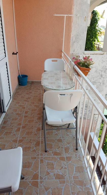 Apartments Alissa Hvar Town Exterior photo